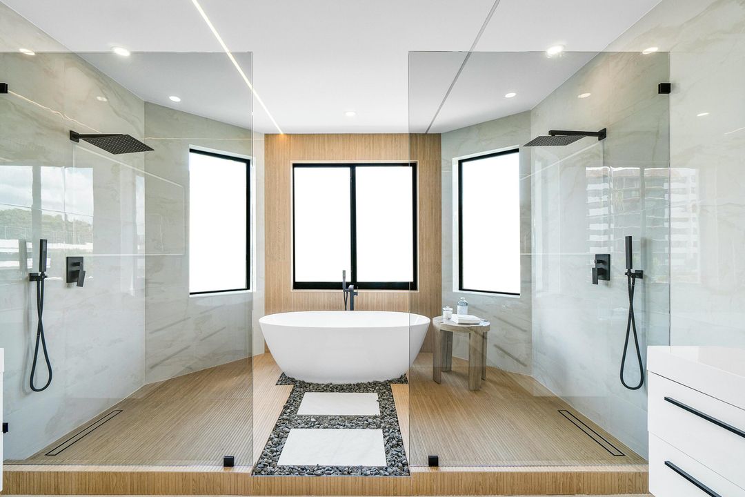 Под контрактом: $4,250,000 (4 спален, 4 ванн, 3603 Квадратных фут)