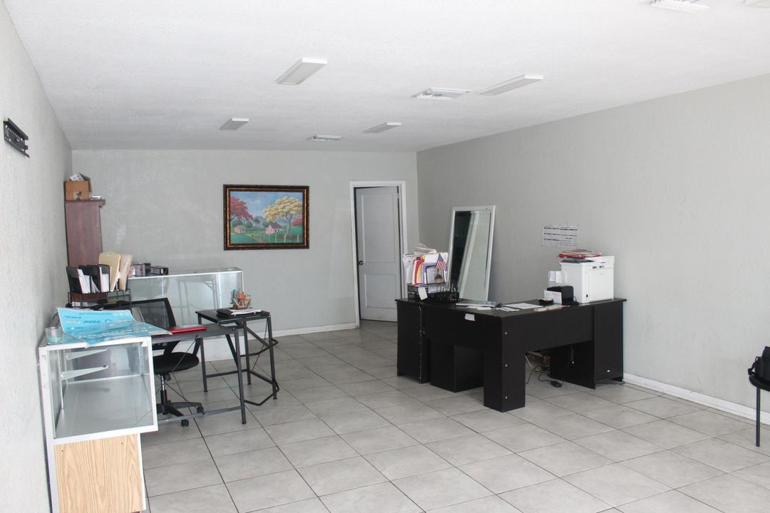 En Venta: $1,400 (0 camas, 0 baños, 0 Pies cuadrados)