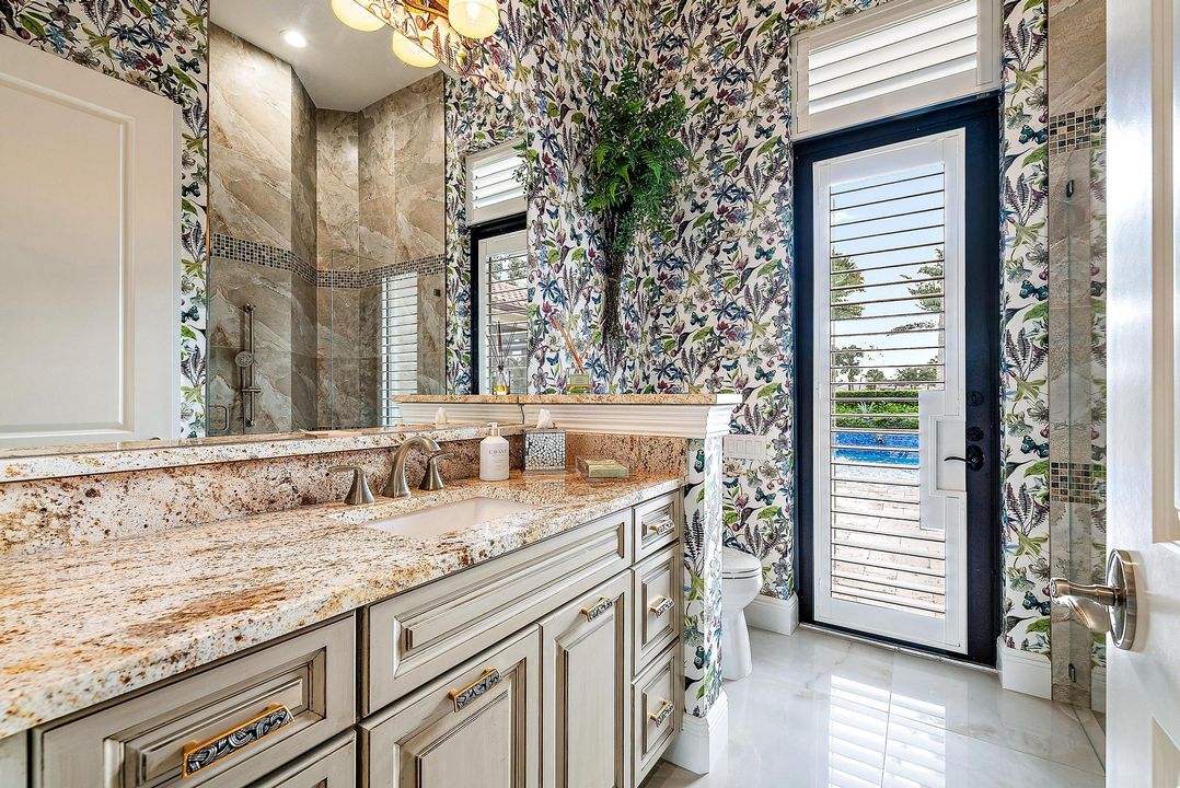 Active With Contract: $2,795,000 (3 beds, 4 baths, 3756 Square Feet)