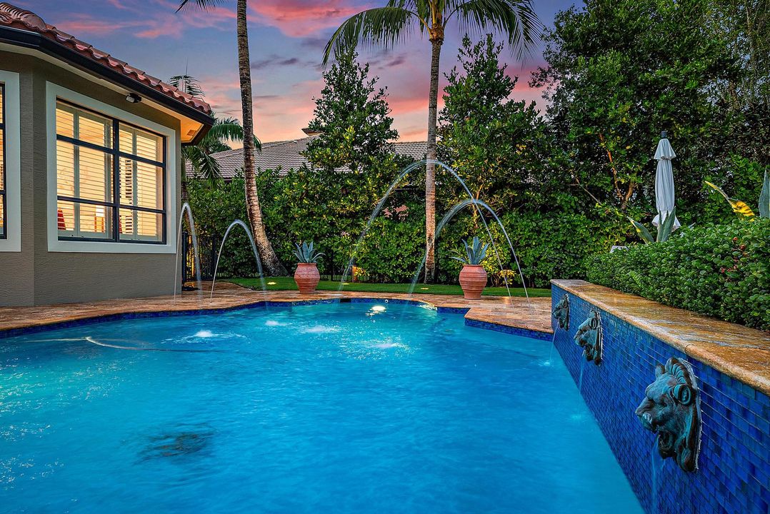 Active With Contract: $2,795,000 (3 beds, 4 baths, 3756 Square Feet)