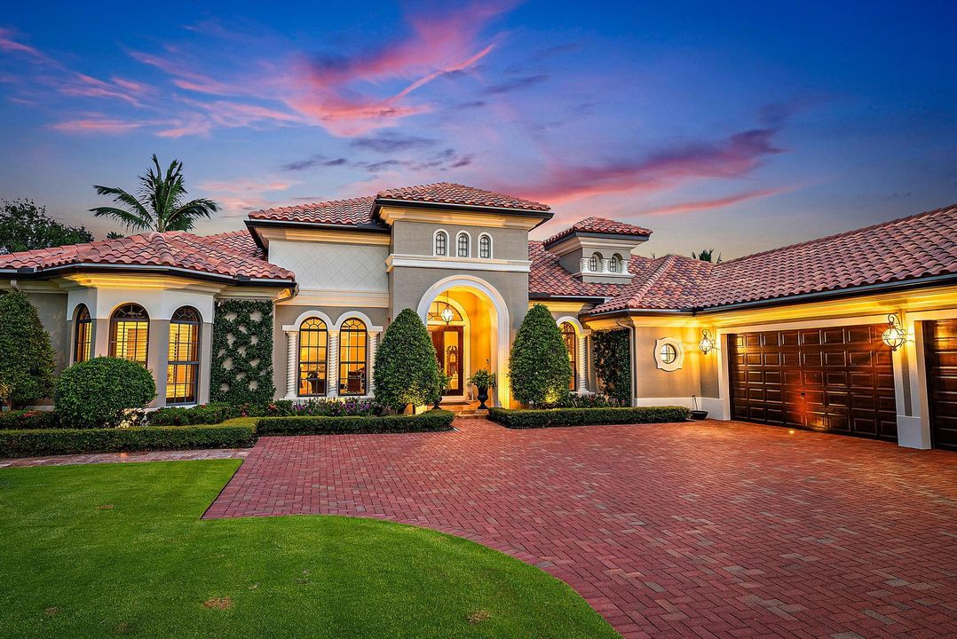 Active With Contract: $2,795,000 (3 beds, 4 baths, 3756 Square Feet)