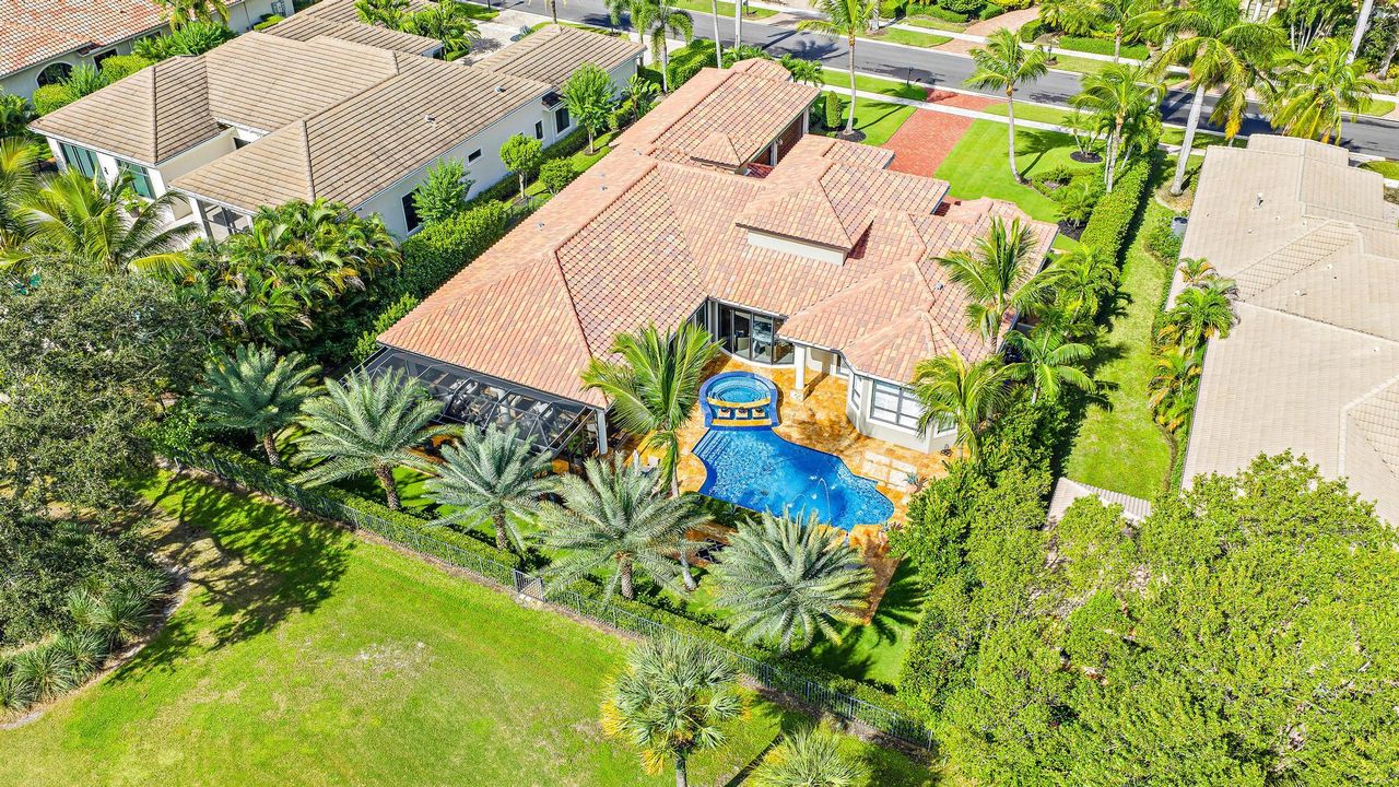 Active With Contract: $2,795,000 (3 beds, 4 baths, 3756 Square Feet)