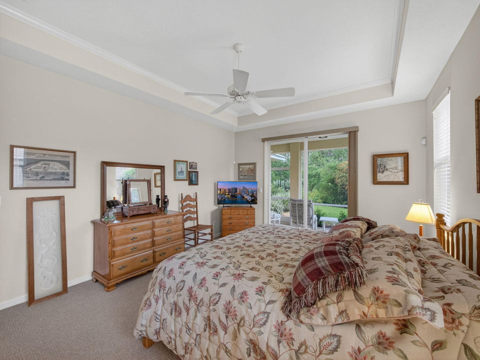 合同活跃: $600,000 (3 贝兹, 2 浴室, 1901 平方英尺)