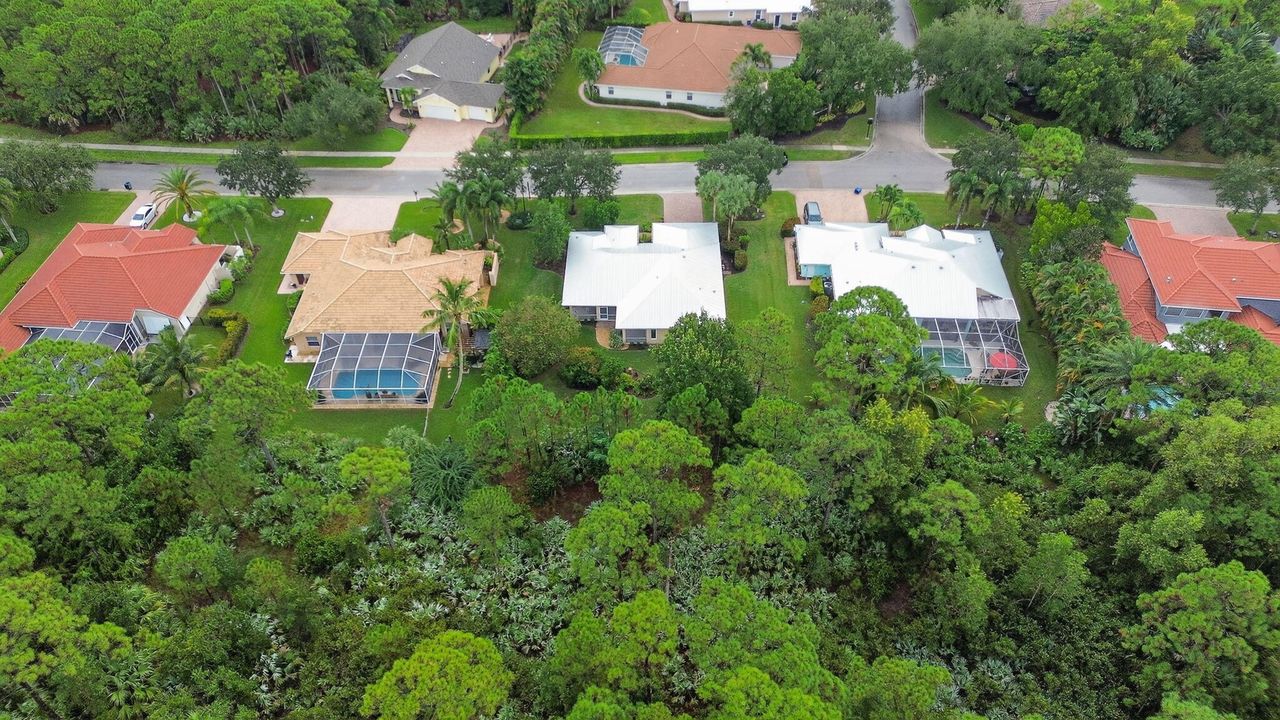 合同活跃: $600,000 (3 贝兹, 2 浴室, 1901 平方英尺)