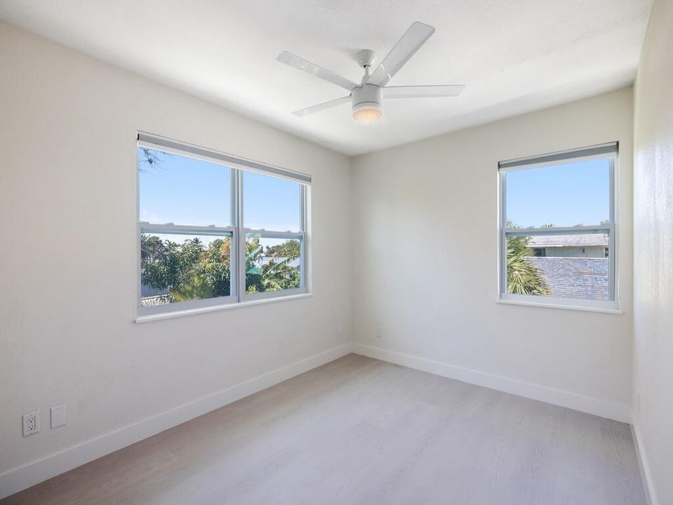 待售: $1,950,000 (0 贝兹, 0 浴室, 3836 平方英尺)