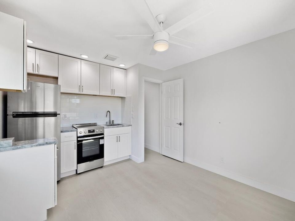 待售: $1,950,000 (0 贝兹, 0 浴室, 3836 平方英尺)