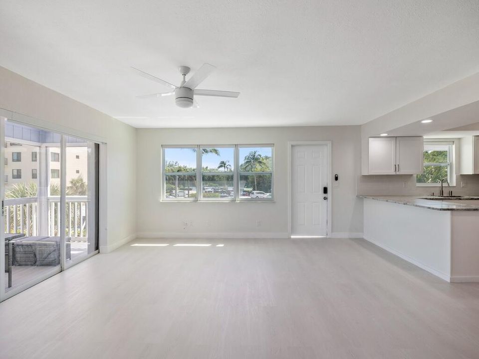 待售: $1,950,000 (0 贝兹, 0 浴室, 3836 平方英尺)