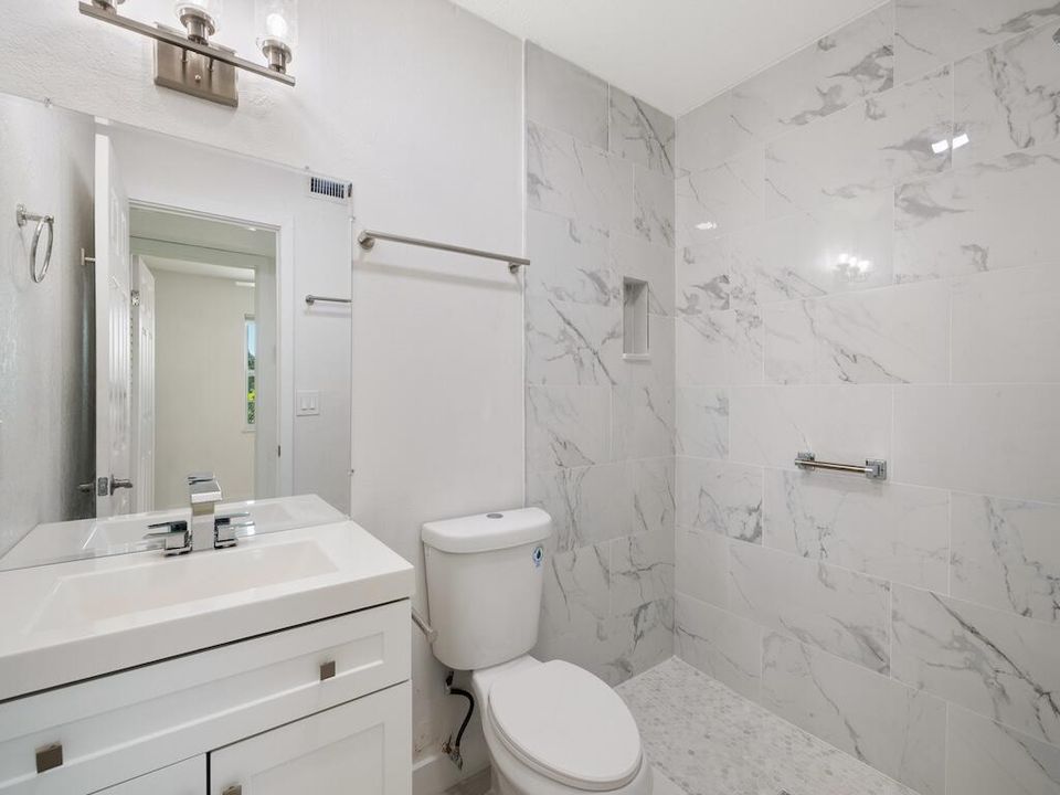 待售: $1,950,000 (0 贝兹, 0 浴室, 3836 平方英尺)