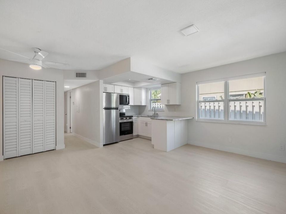 待售: $1,950,000 (0 贝兹, 0 浴室, 3836 平方英尺)