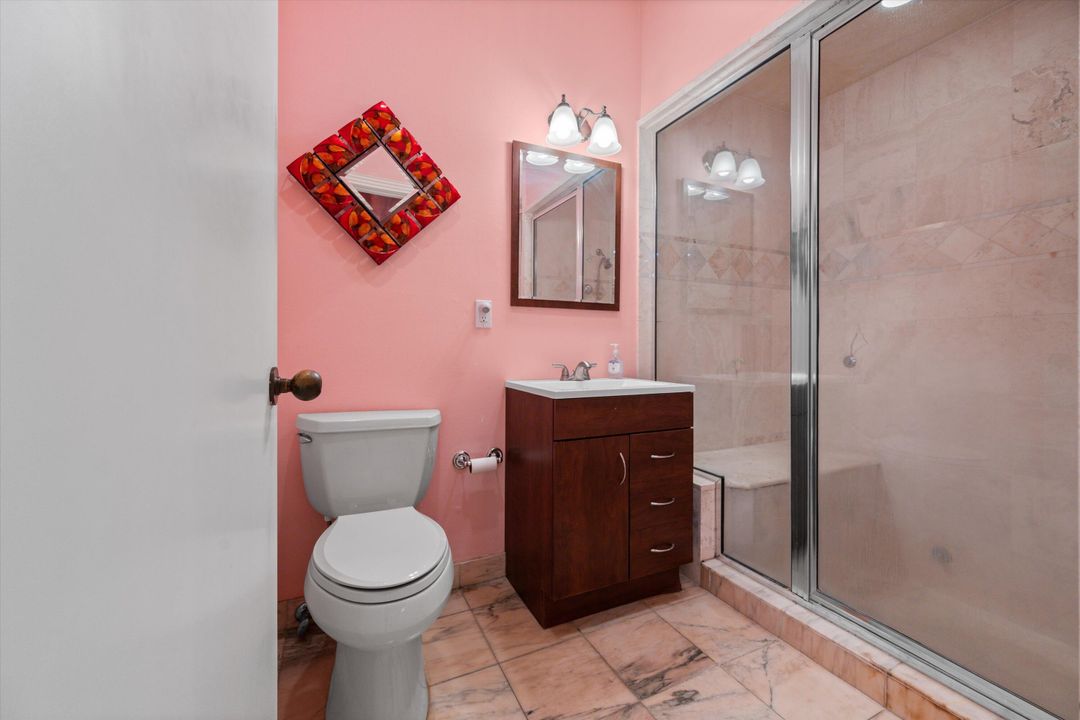 На продажу: $775,000 (3 спален, 2 ванн, 1904 Квадратных фут)