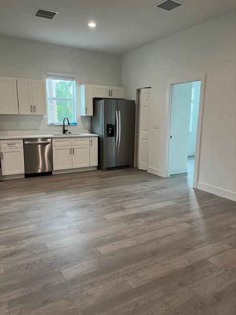 Recently Rented: $2,500 (3 beds, 2 baths, 1168 Square Feet)