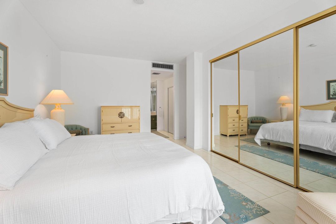 出租: $4,800 (2 贝兹, 2 浴室, 1421 平方英尺)