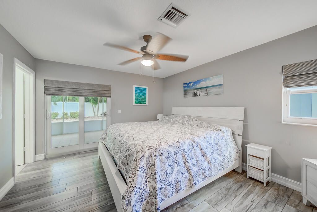 合同活跃: $624,500 (3 贝兹, 2 浴室, 1310 平方英尺)