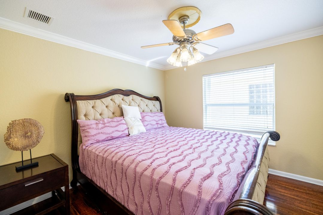 Active With Contract: $3,300 (4 beds, 2 baths, 1979 Square Feet)