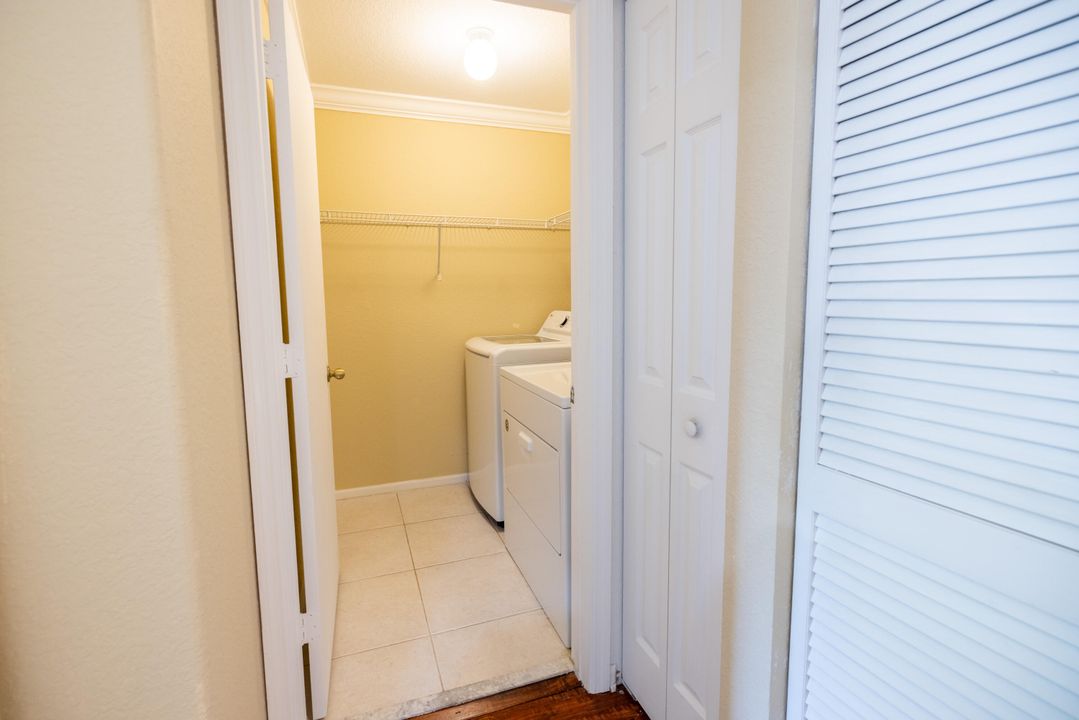 Active With Contract: $3,300 (4 beds, 2 baths, 1979 Square Feet)