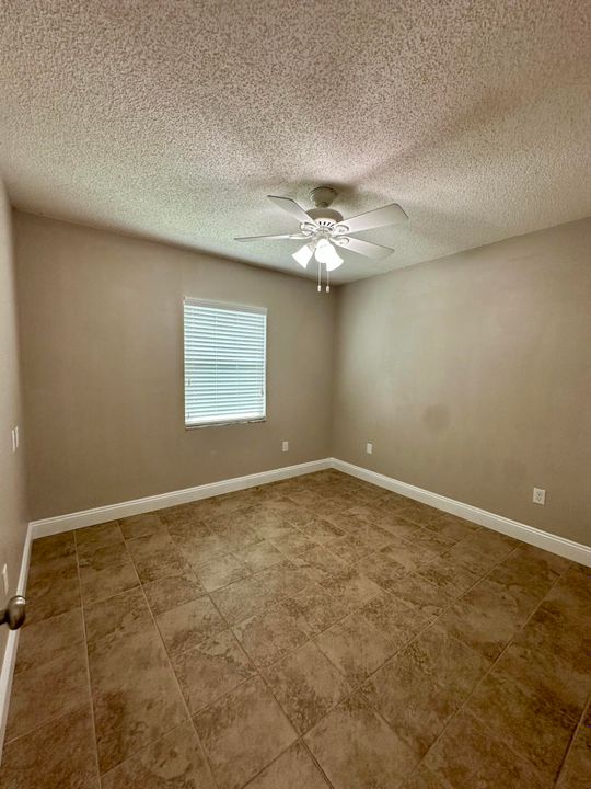 Activo con contrato: $495,000 (3 camas, 2 baños, 1436 Pies cuadrados)