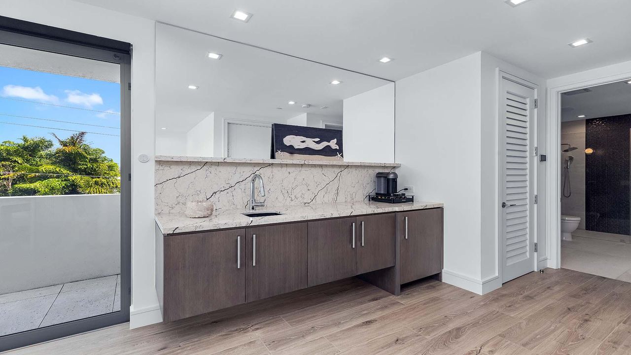 En Venta: $3,995,000 (3 camas, 3 baños, 2926 Pies cuadrados)