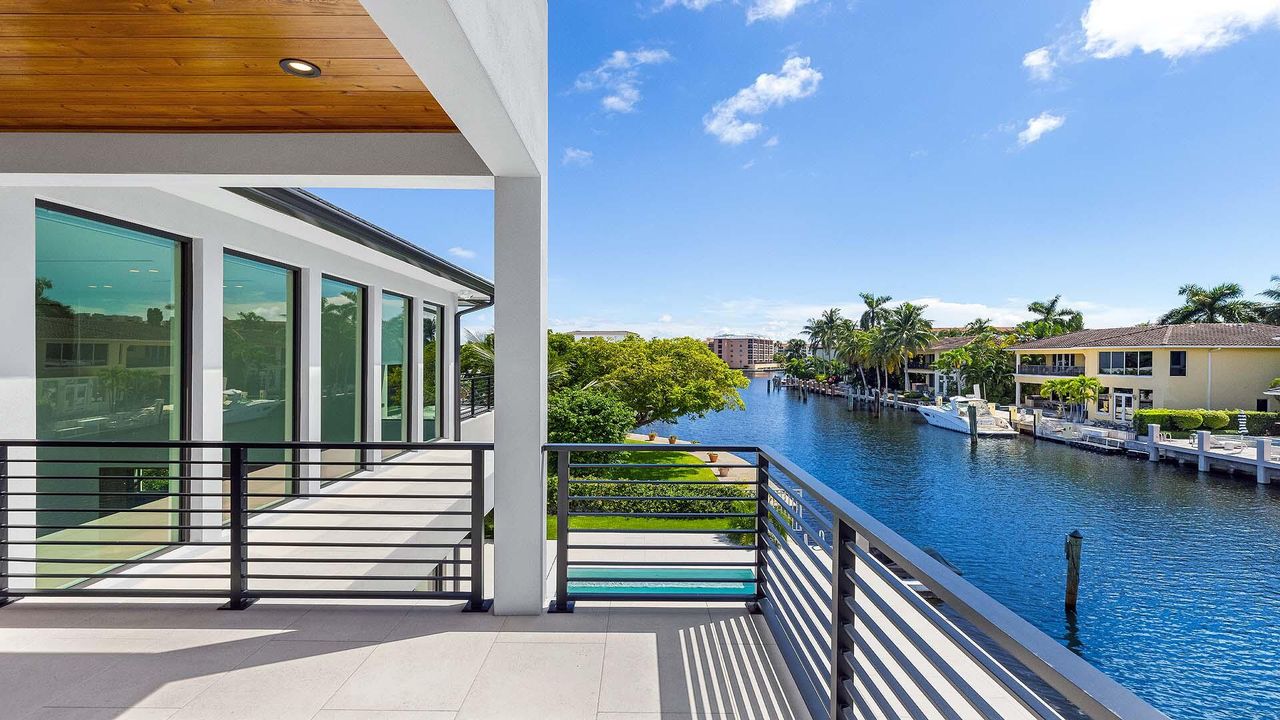 For Sale: $7,995,000 (4 beds, 4 baths, 5074 Square Feet)