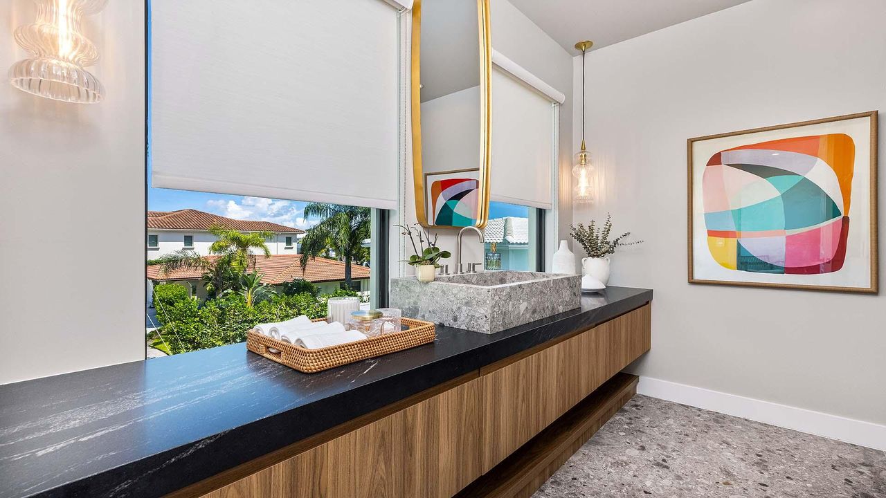 For Sale: $7,995,000 (4 beds, 4 baths, 5074 Square Feet)