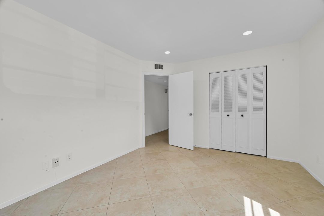 出租: $1,950 (2 贝兹, 2 浴室, 1170 平方英尺)