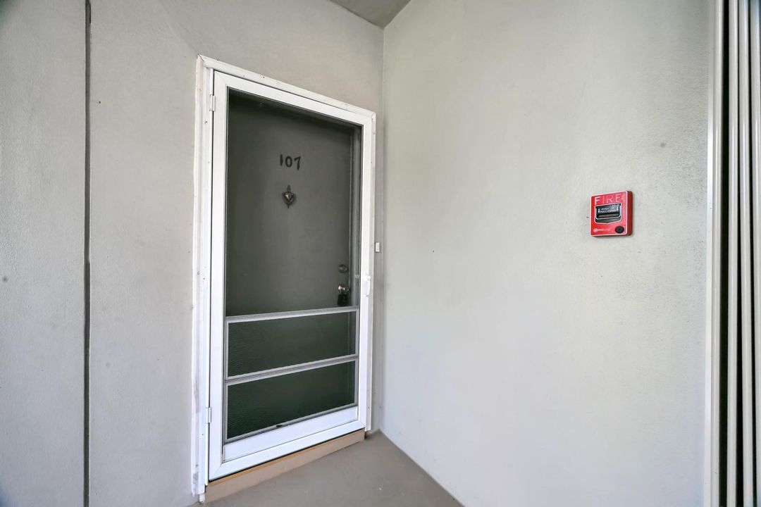 出租: $1,950 (2 贝兹, 2 浴室, 1170 平方英尺)