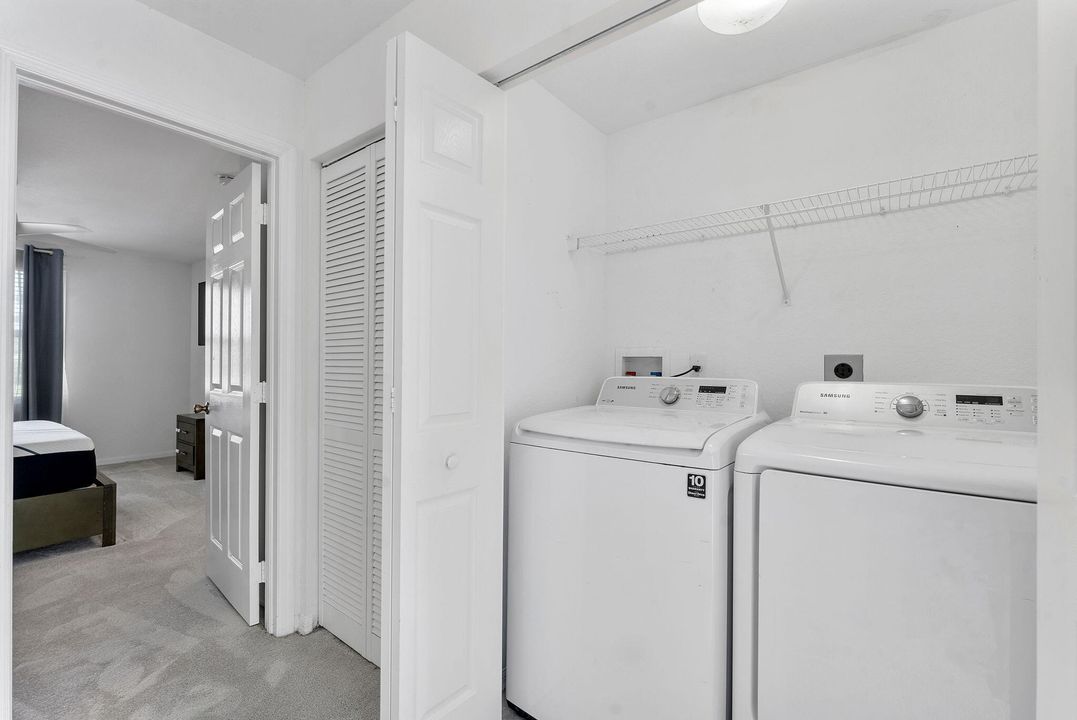 For Rent: $2,900 (2 beds, 2 baths, 1283 Square Feet)