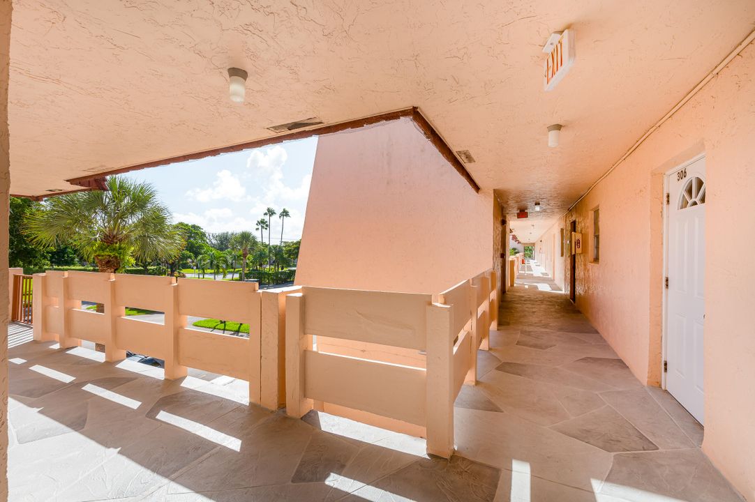 待售: $99,000 (1 贝兹, 1 浴室, 765 平方英尺)