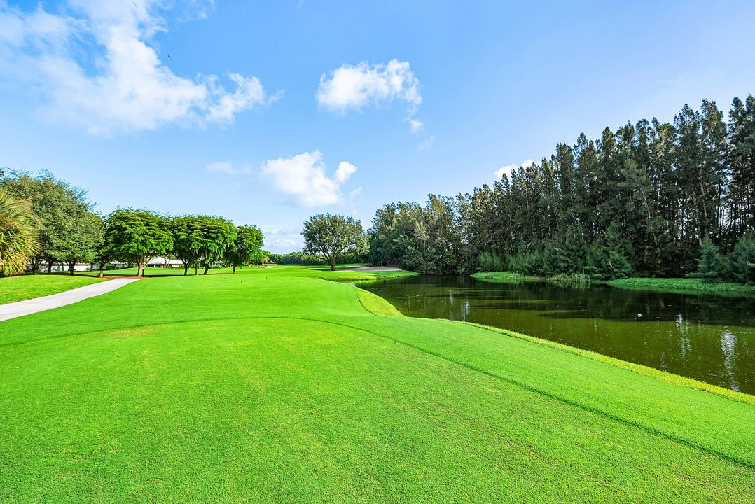 For Sale: $1,200,000 (3 beds, 2 baths, 2314 Square Feet)