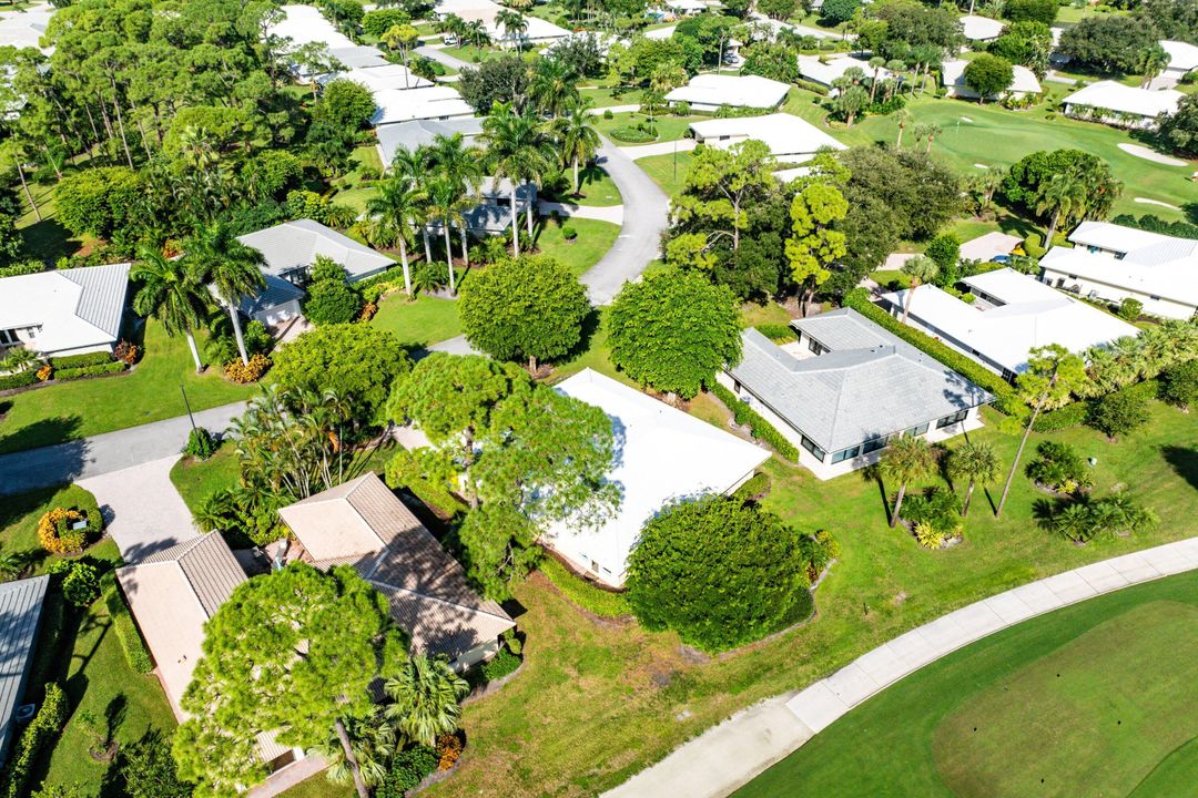 For Sale: $1,200,000 (3 beds, 2 baths, 2314 Square Feet)