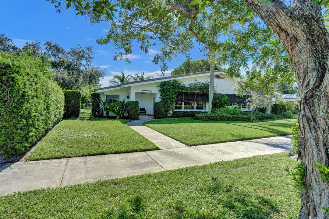 出租: $10,000 (2 贝兹, 2 浴室, 1657 平方英尺)