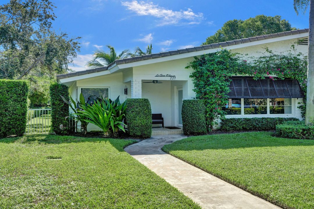 出租: $10,000 (2 贝兹, 2 浴室, 1657 平方英尺)