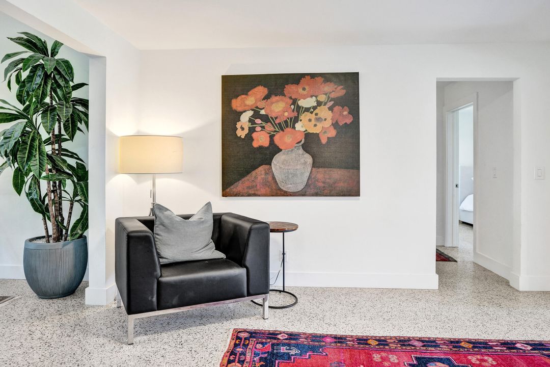 出租: $10,000 (2 贝兹, 2 浴室, 1657 平方英尺)