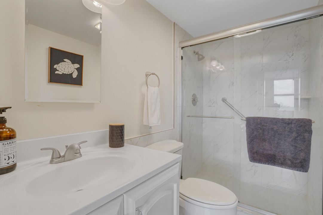Active With Contract: $598,000 (2 beds, 2 baths, 1078 Square Feet)