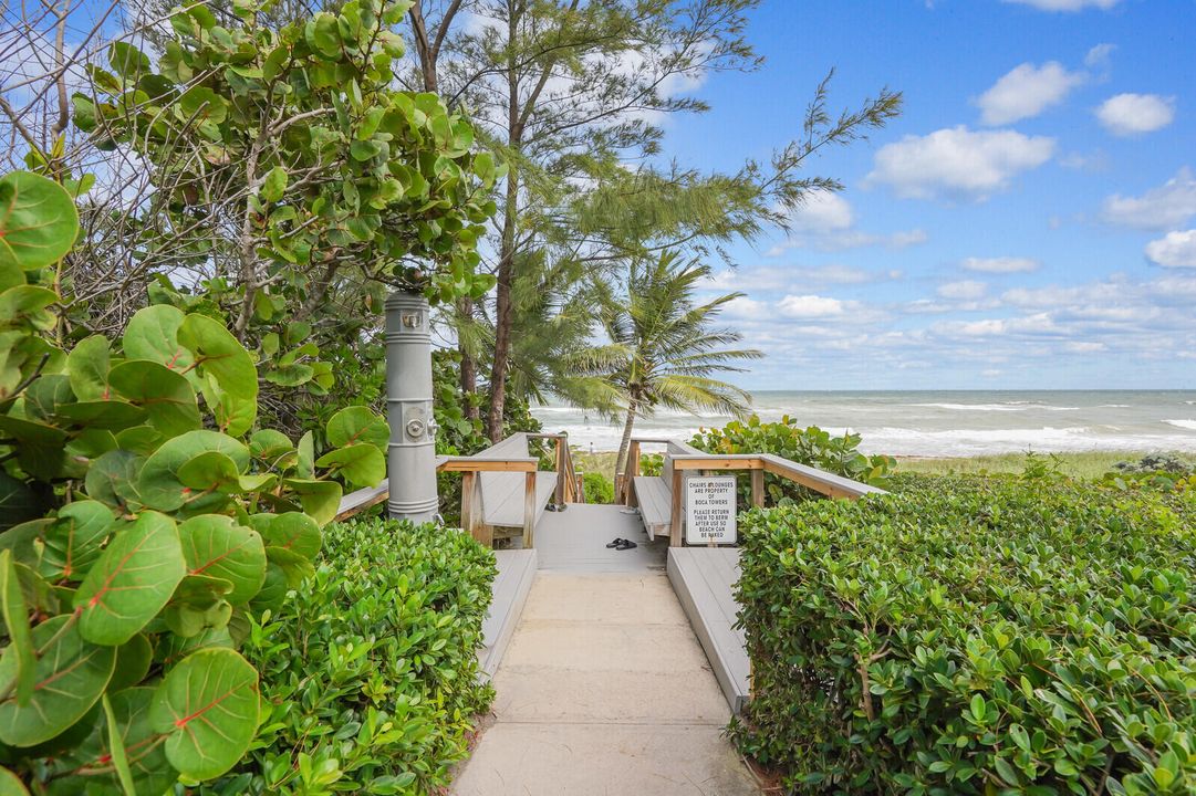 Active With Contract: $598,000 (2 beds, 2 baths, 1078 Square Feet)