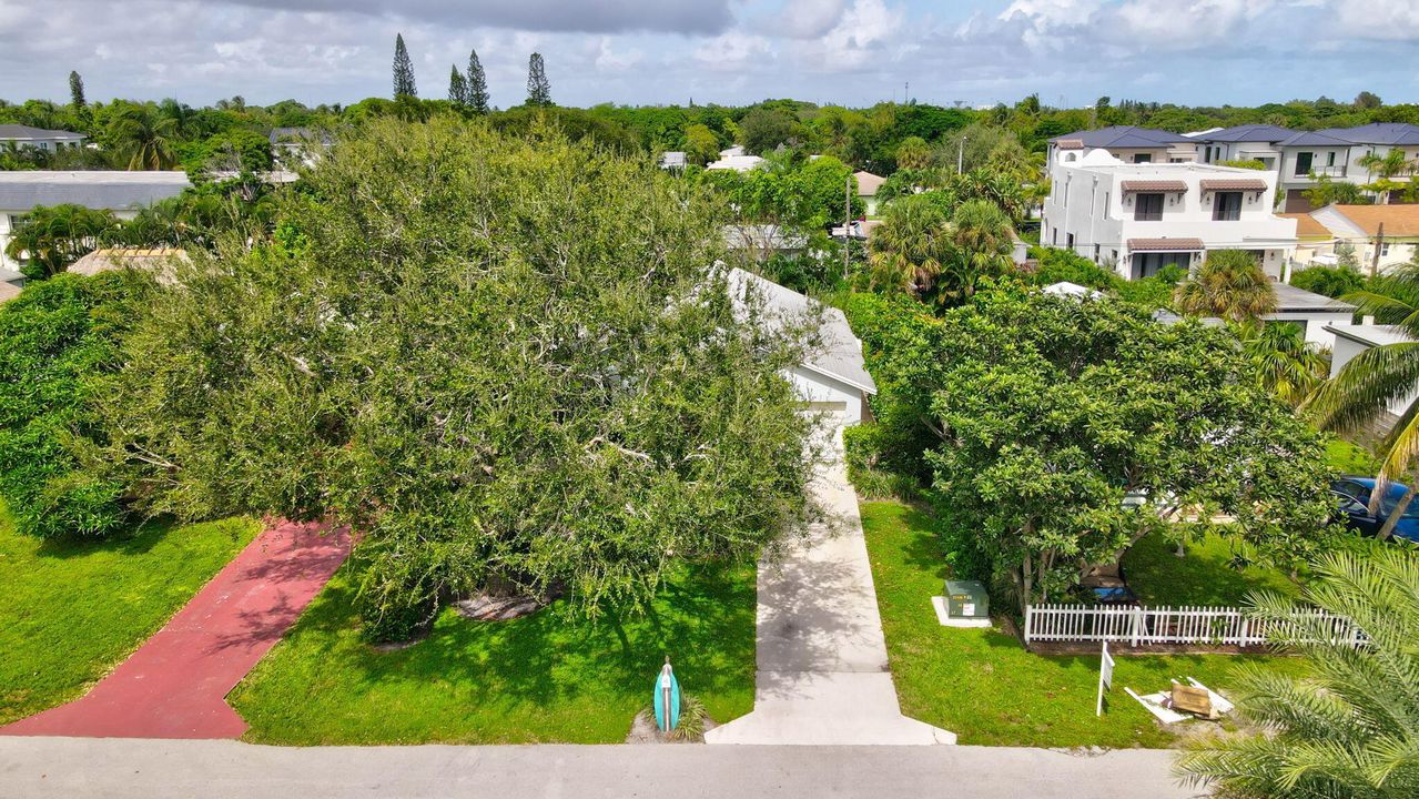 Activo con contrato: $899,990 (3 camas, 2 baños, 1116 Pies cuadrados)