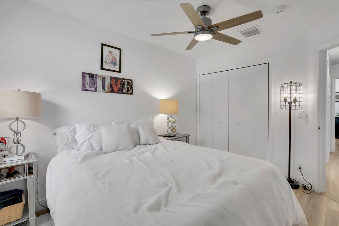 Activo con contrato: $899,990 (3 camas, 2 baños, 1116 Pies cuadrados)