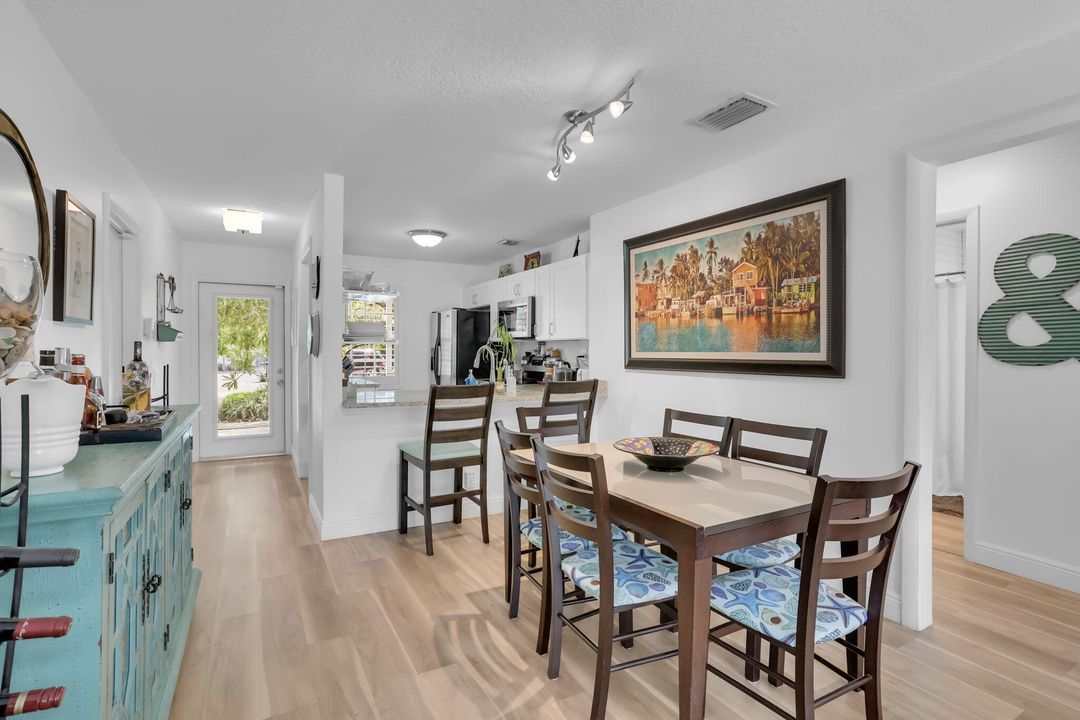 Activo con contrato: $899,990 (3 camas, 2 baños, 1116 Pies cuadrados)