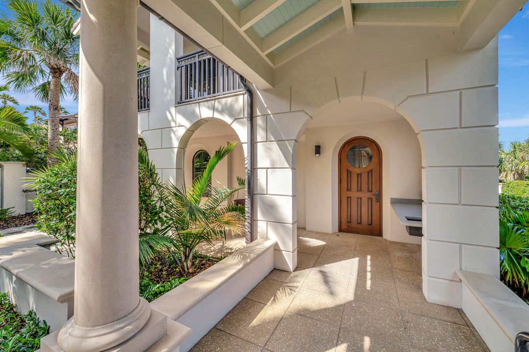 For Sale: $10,000,000 (5 beds, 6 baths, 5458 Square Feet)