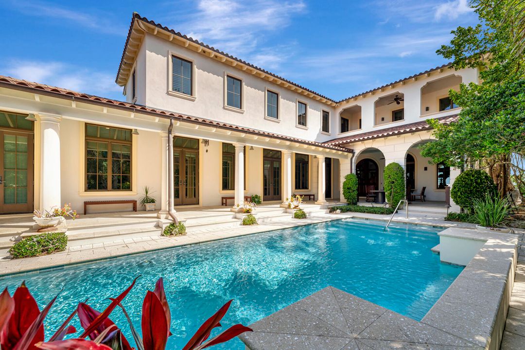 For Sale: $10,000,000 (5 beds, 6 baths, 5458 Square Feet)