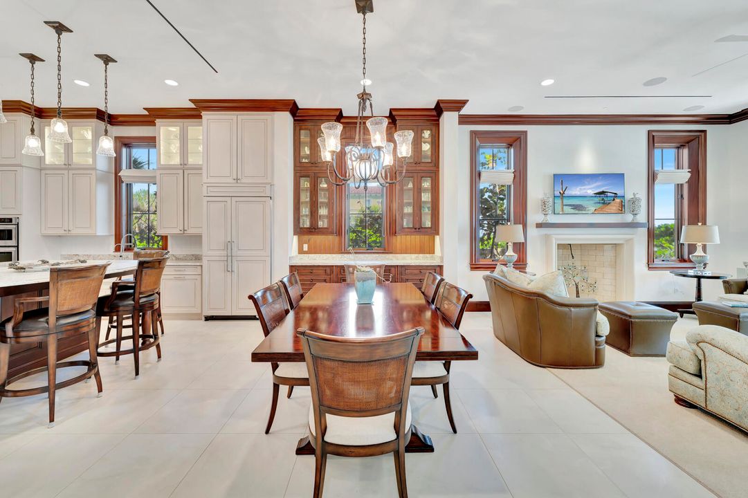 For Sale: $10,000,000 (5 beds, 6 baths, 5458 Square Feet)