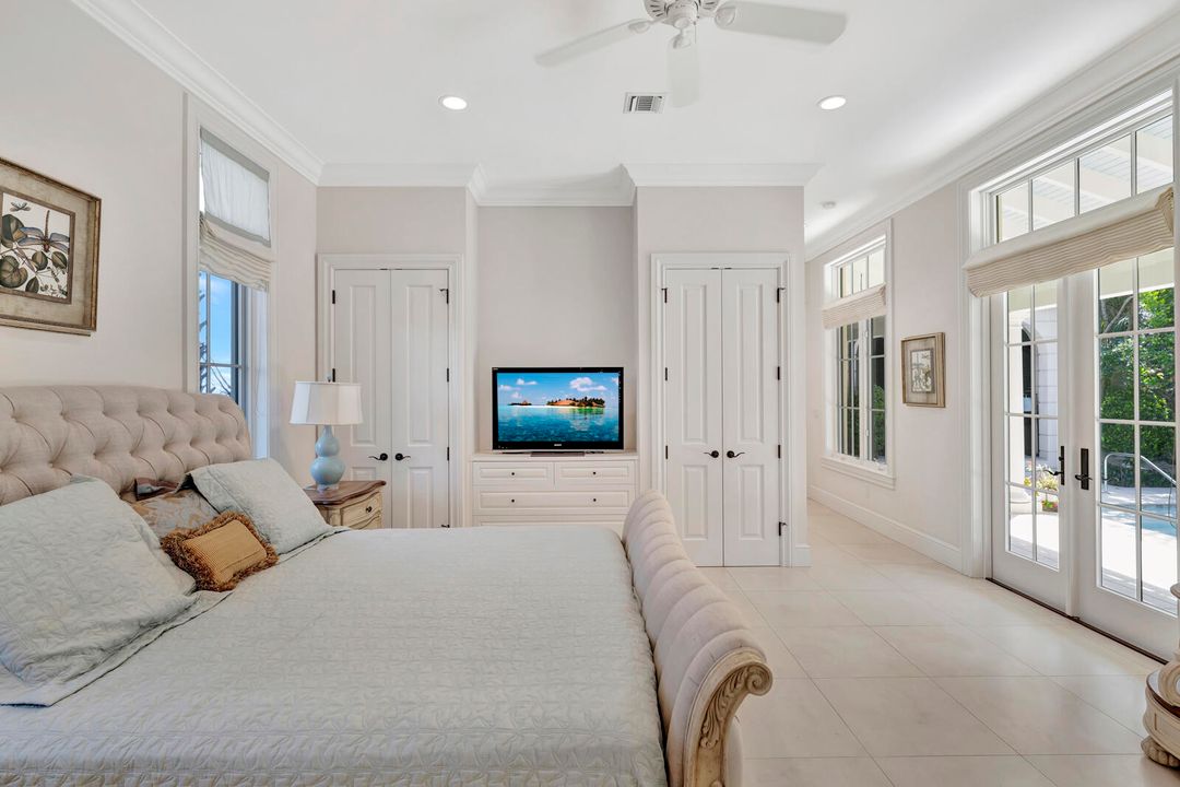 For Sale: $10,000,000 (5 beds, 6 baths, 5458 Square Feet)