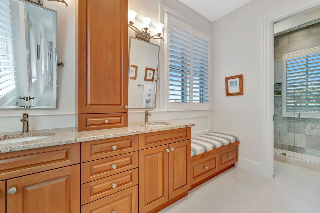 For Sale: $10,000,000 (5 beds, 6 baths, 5458 Square Feet)