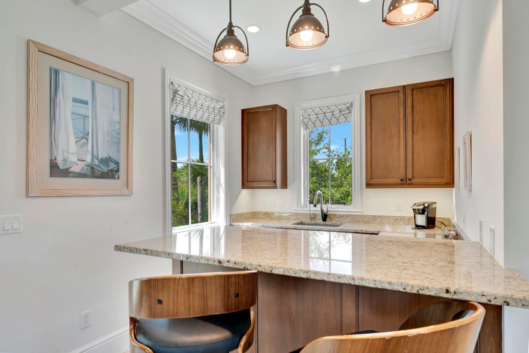 For Sale: $10,000,000 (5 beds, 6 baths, 5458 Square Feet)