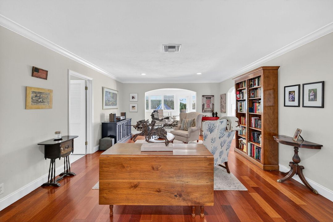 En Venta: $1,625,000 (4 camas, 3 baños, 2191 Pies cuadrados)