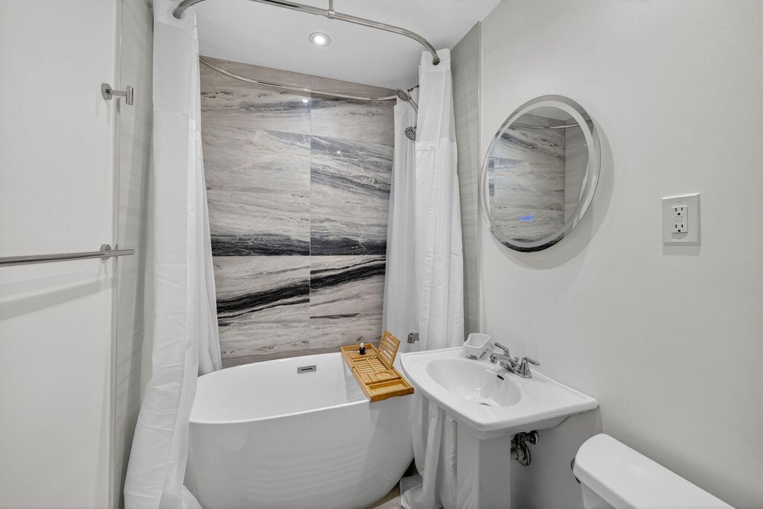 En Venta: $1,625,000 (4 camas, 3 baños, 2191 Pies cuadrados)