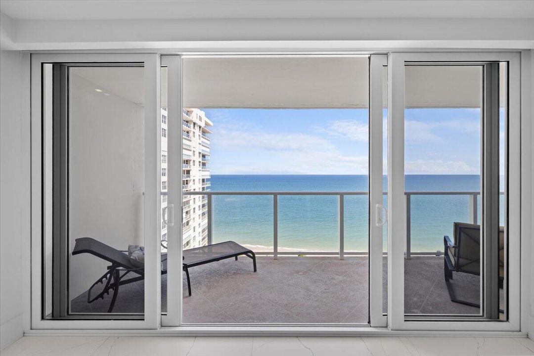 For Rent: $8,500 (2 beds, 2 baths, 1450 Square Feet)