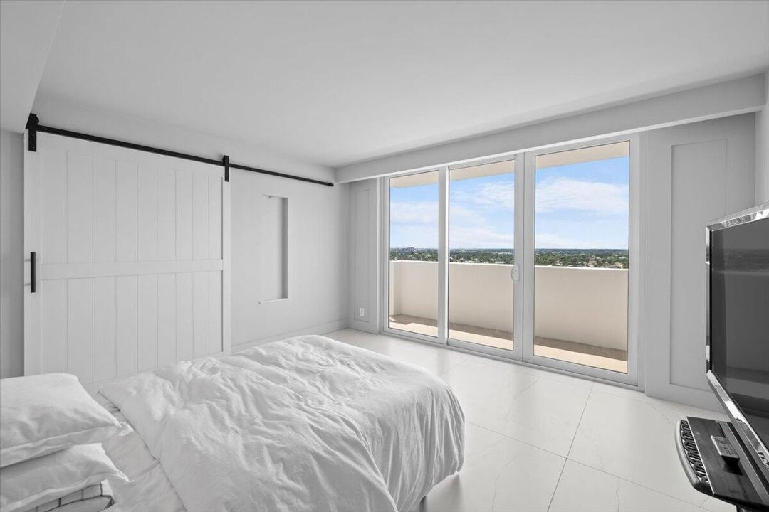 For Rent: $8,500 (2 beds, 2 baths, 1450 Square Feet)