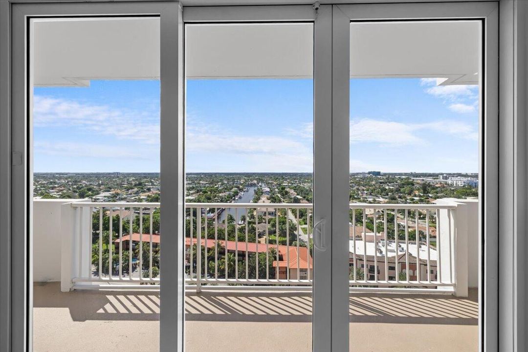 For Rent: $8,500 (2 beds, 2 baths, 1450 Square Feet)