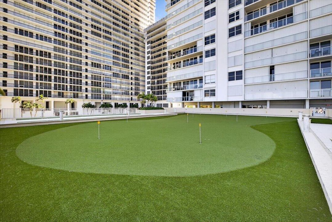 For Rent: $8,500 (2 beds, 2 baths, 1450 Square Feet)