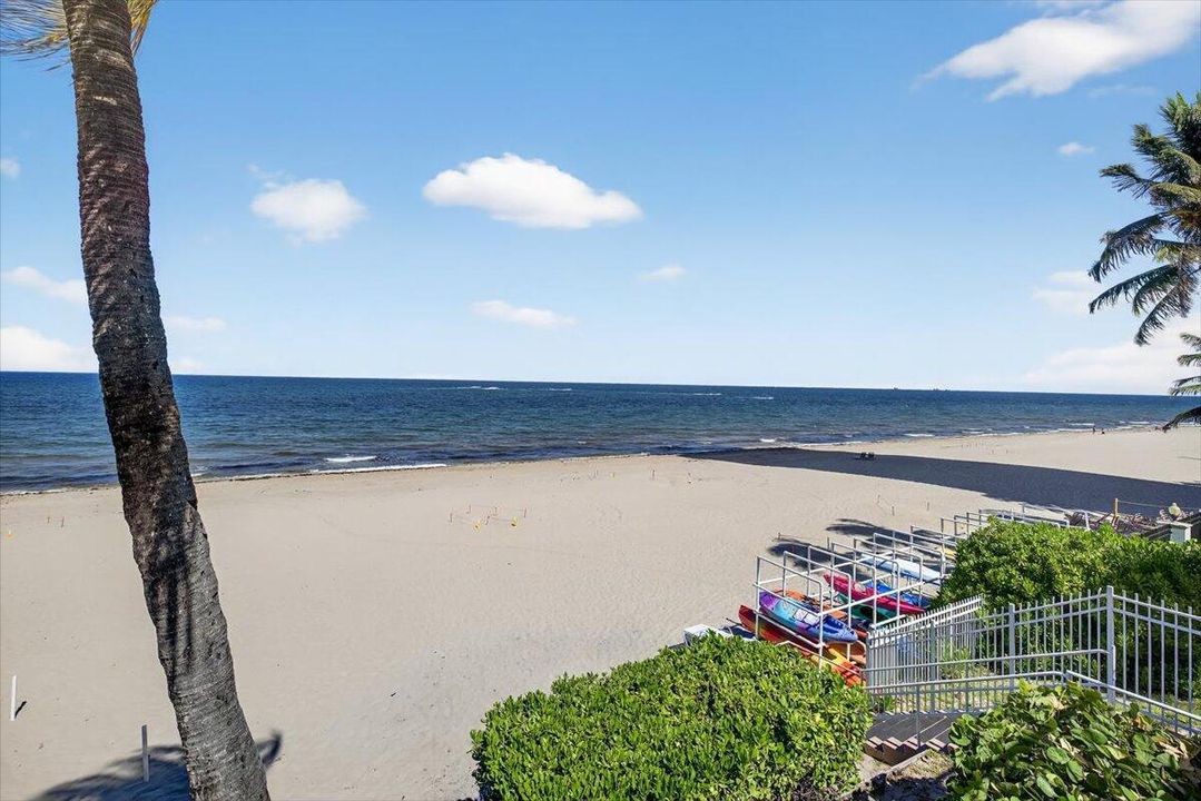 For Rent: $8,500 (2 beds, 2 baths, 1450 Square Feet)